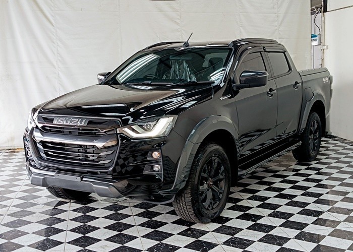 ISUZU
             
                 for Sale for Sale